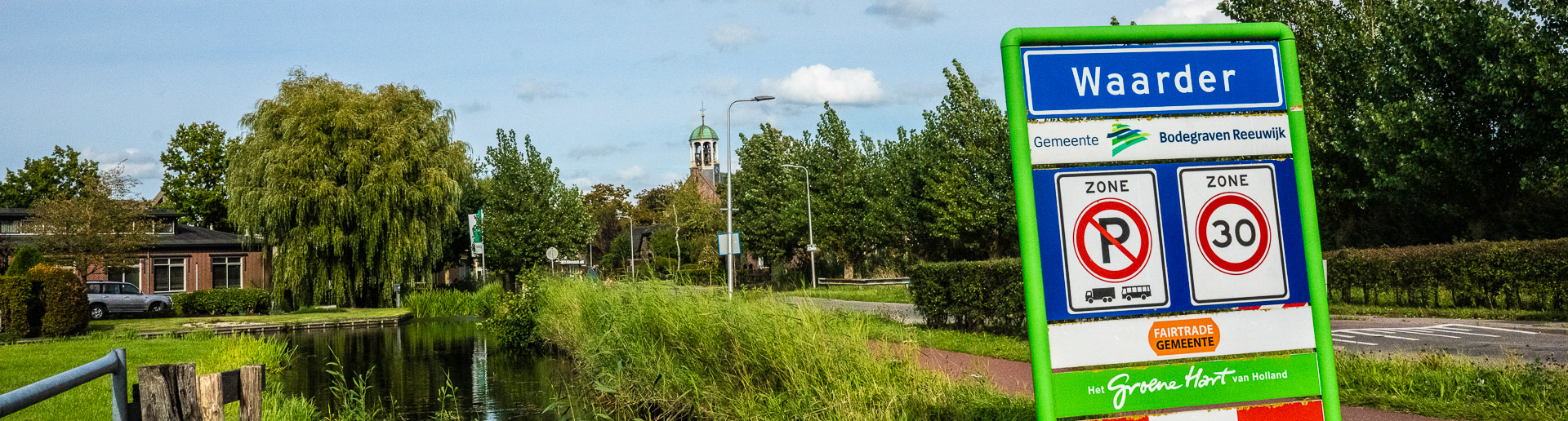 Zicht op Waarder vanaf de Groendijk